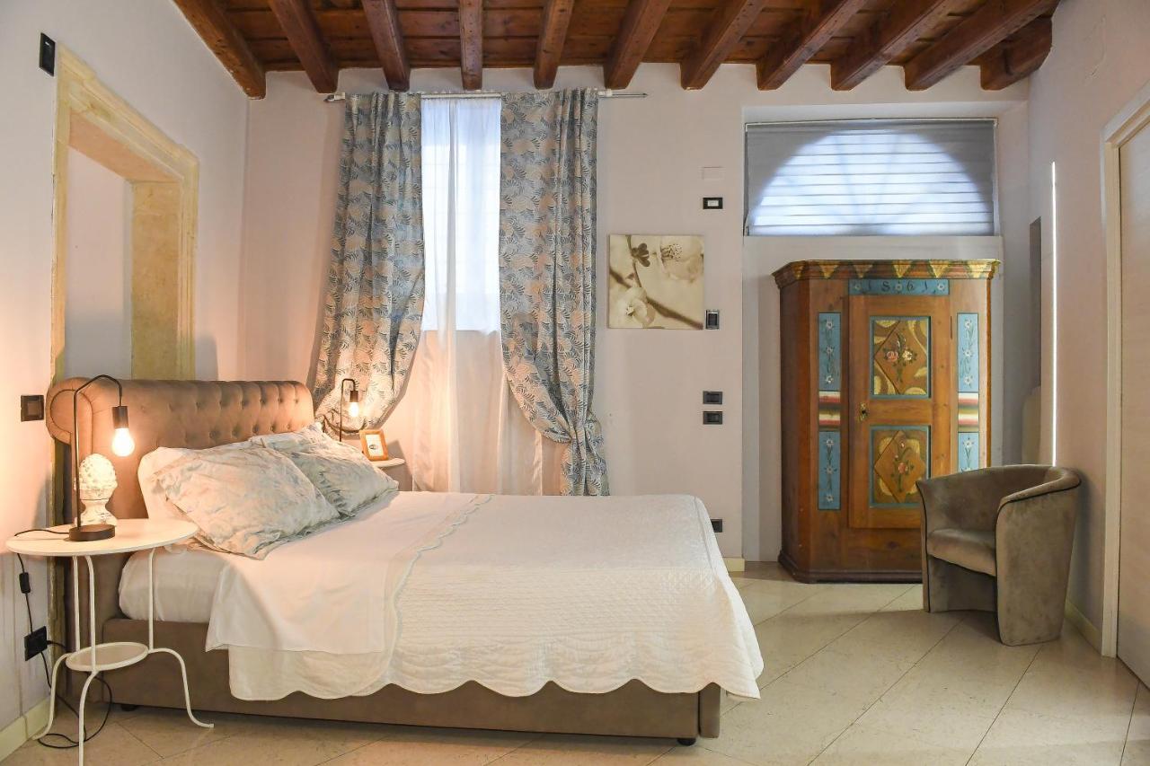 Corte Ristori Rooms ヴェローナ エクステリア 写真