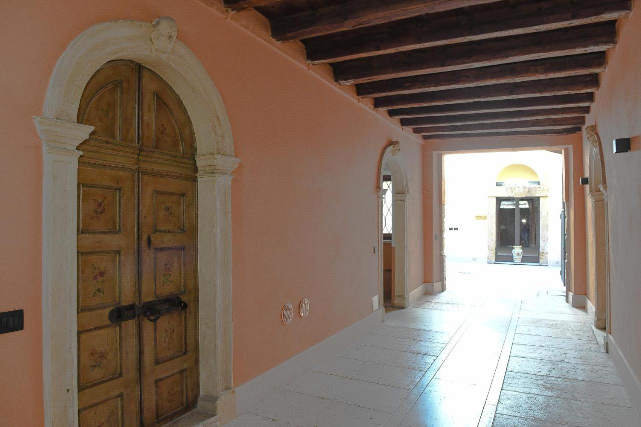 Corte Ristori Rooms ヴェローナ エクステリア 写真
